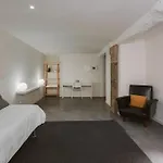 Duplex D. Infante D. Henrique